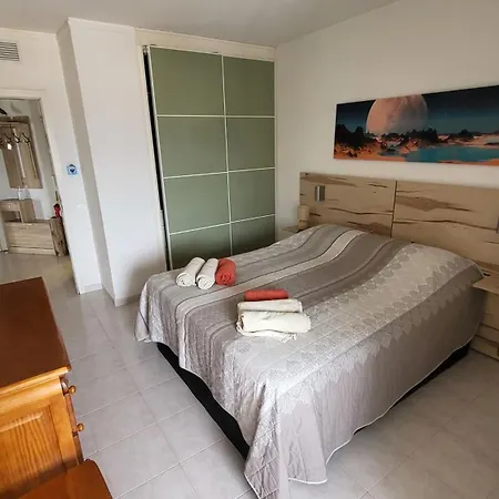 Dans Les Nuages Armação de Pêra