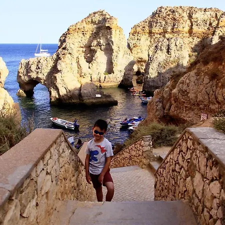 Dans Les Nuages * Армасан-де-Пера