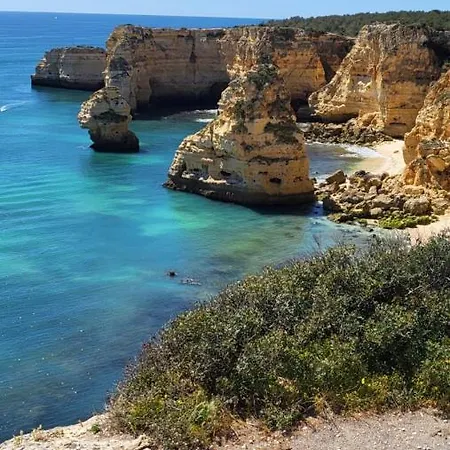 Dans Les Nuages Армасан-де-Пера