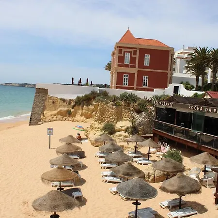 Апартаменты Dans Les Nuages