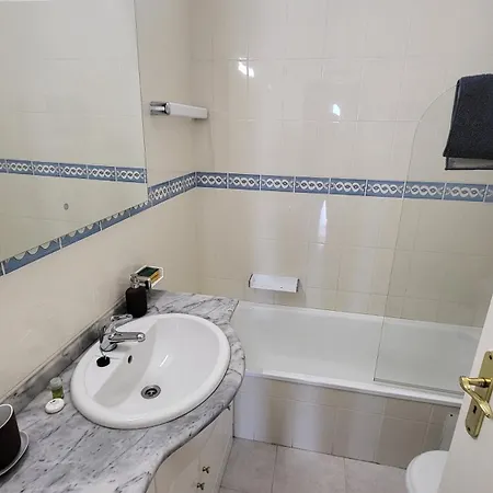 Апартаменты Dans Les Nuages *